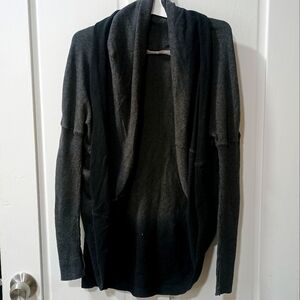 Athena sweater Black size sm